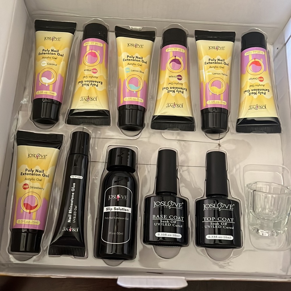 Poly Nail Extension Gel Kit - Picture 2 of 9